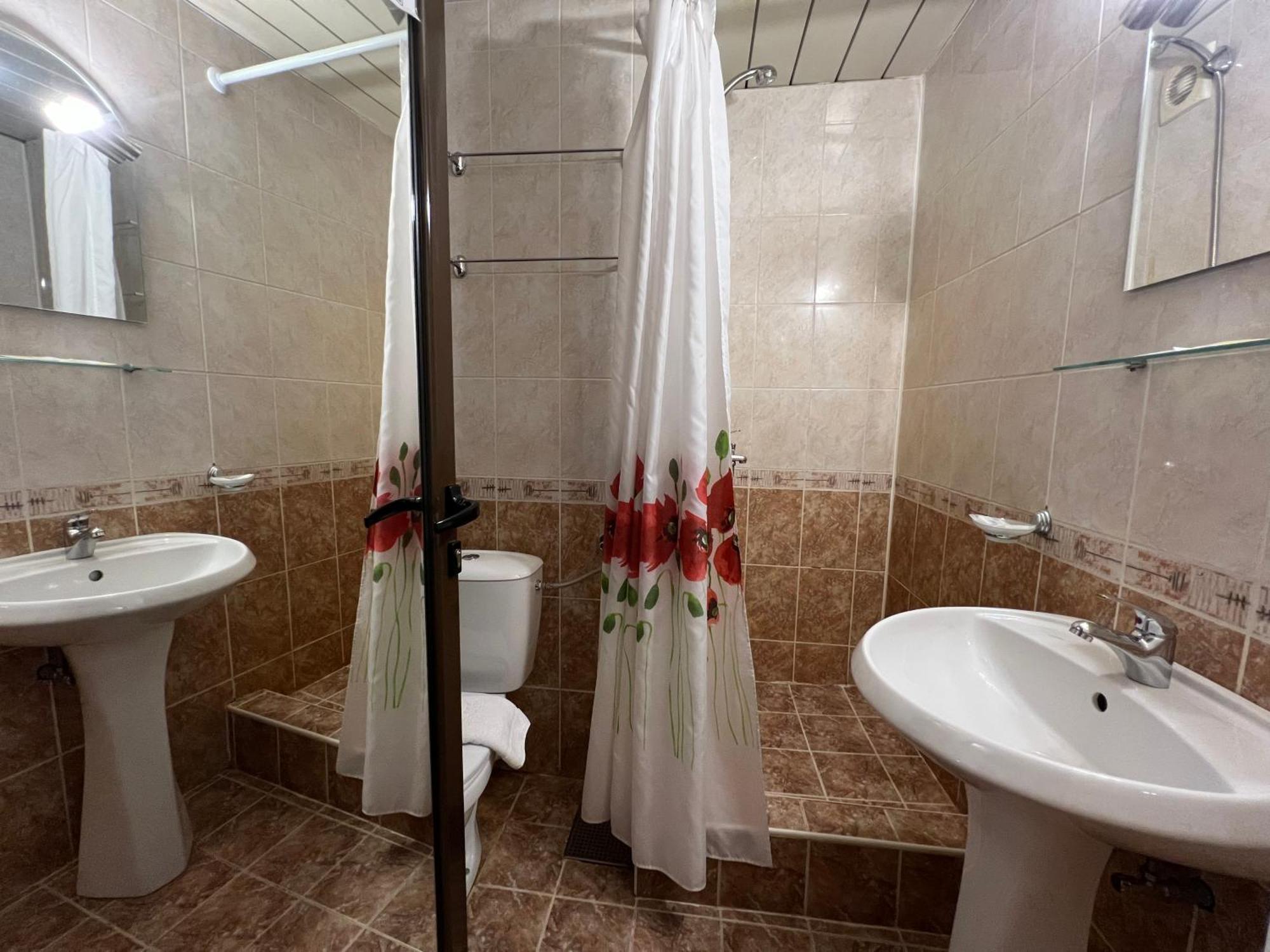 בורובץ Double Room מראה חיצוני תמונה